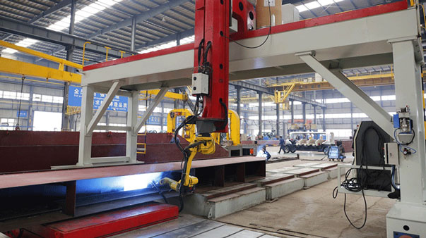 main beam welding robot