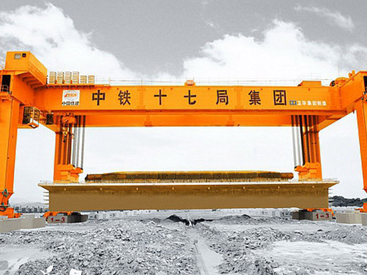 Gantry crane for railway construction